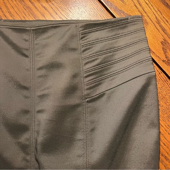 Vintage GUCCI khaki pencil skirt size 40 - Picture 5 of 12